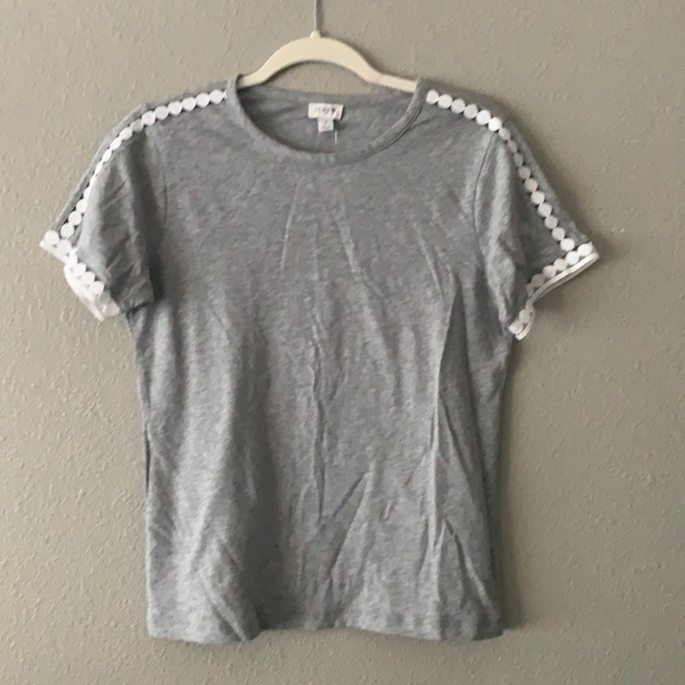 NWT Embroidered trim tee
